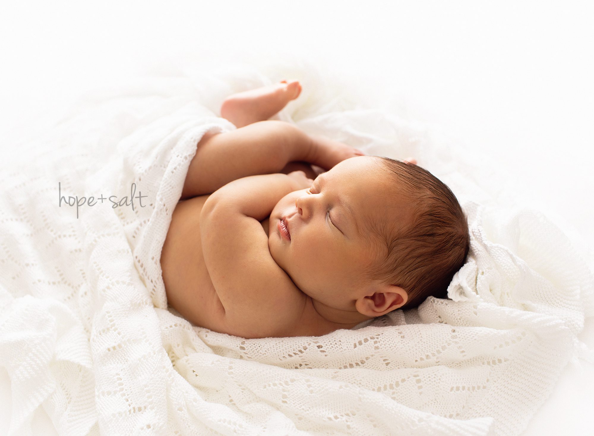 baby-boy-A-oakville-studio-newborn-photographer